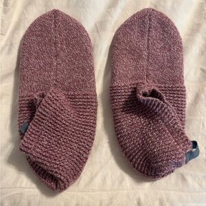 Bombas Women's Slippers in Maroon